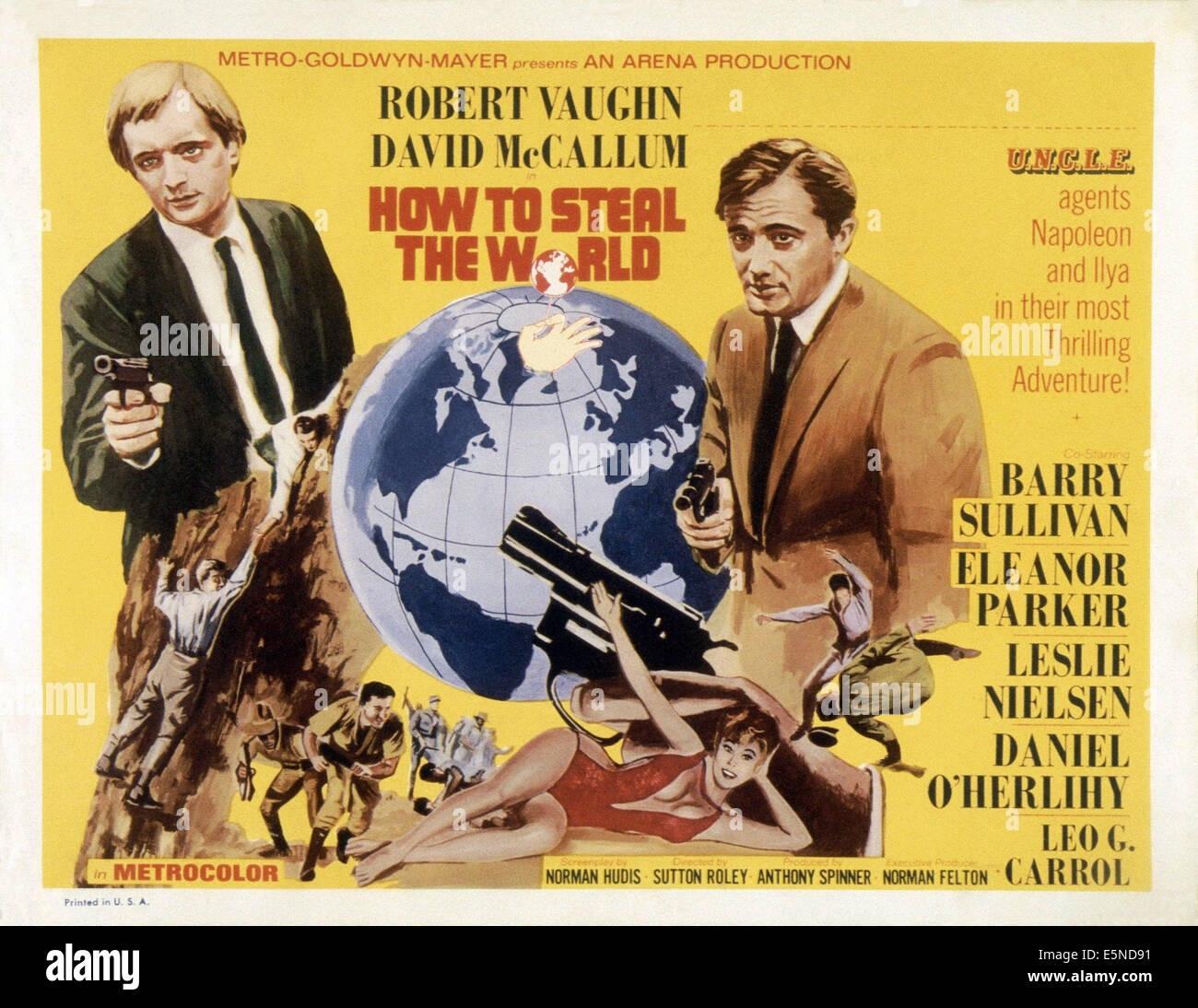 HOW TO STEAL THE WORLD, from left: David McCallum, Robert Vaughn, 1968 Stock Photo