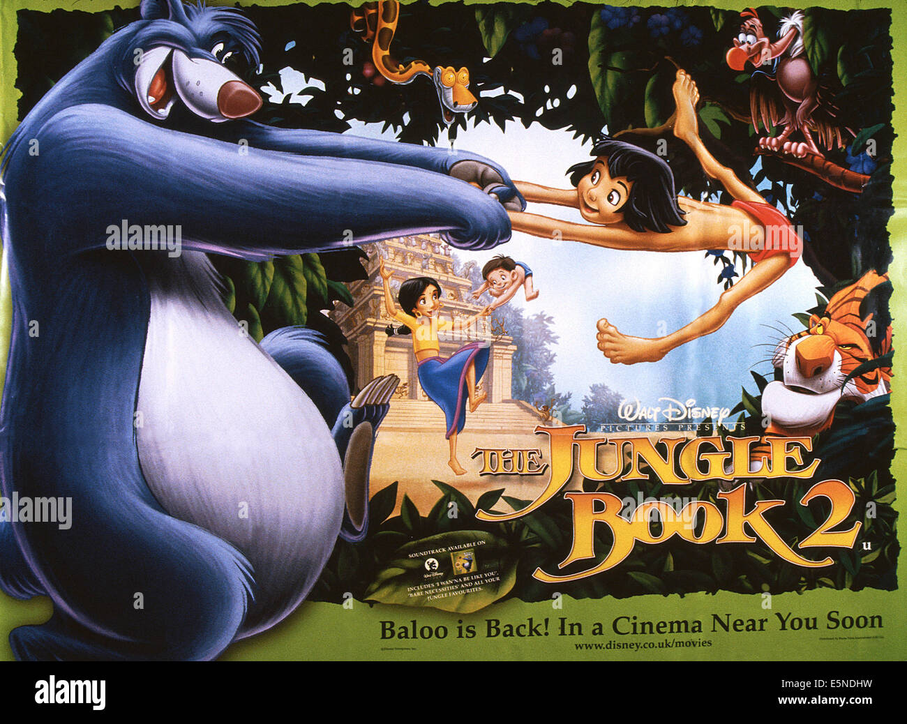 THE JUNGLE BOOK 2, from left: Baloo, Mowgli, 2003. ©Walt Disney/courtesy Everett Collection Stock Photo