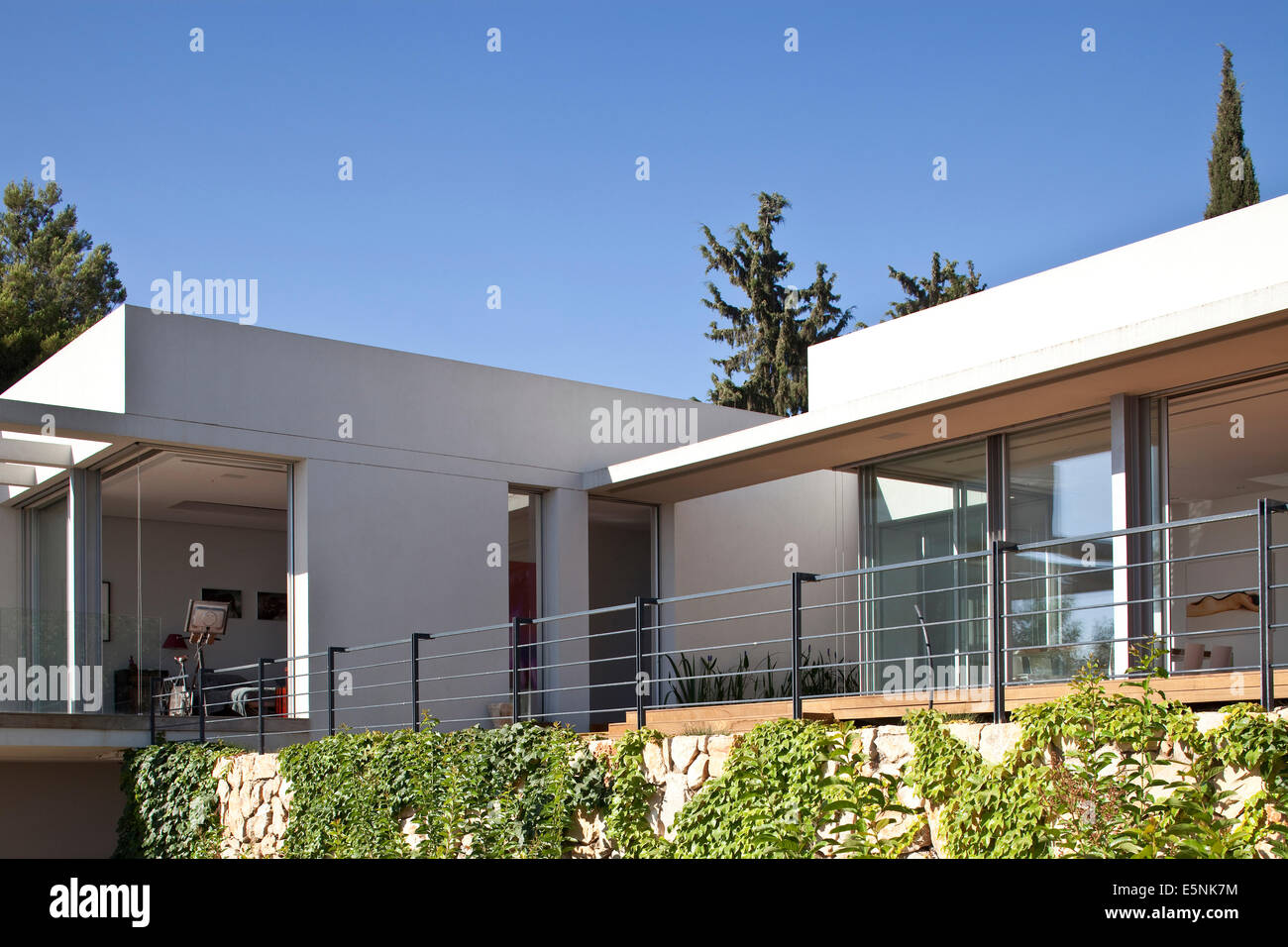 Middle east house hi-res stock photography and images - Alamy
