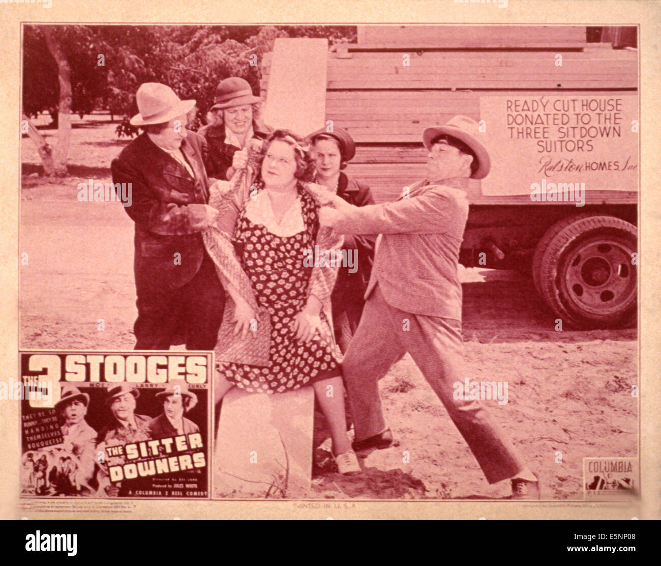 THE SITTER DOWNERS, Larry Fine, Betty Mack, June Gittelson, Marcia Healy, Moe Howard (The Three Stooges), 1937 Stock Photo