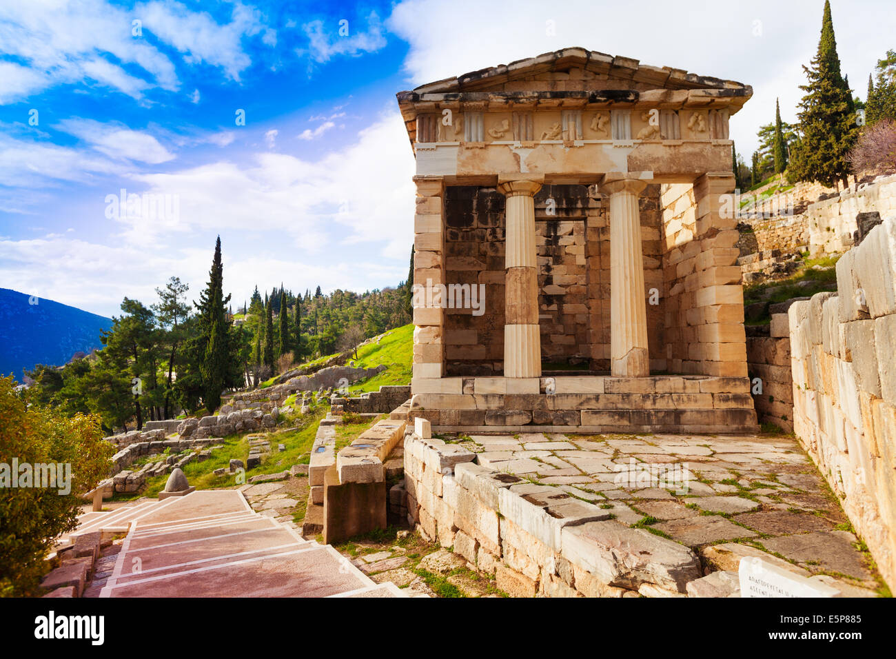Ruins of Thesaurus building Stock Photo Alamy