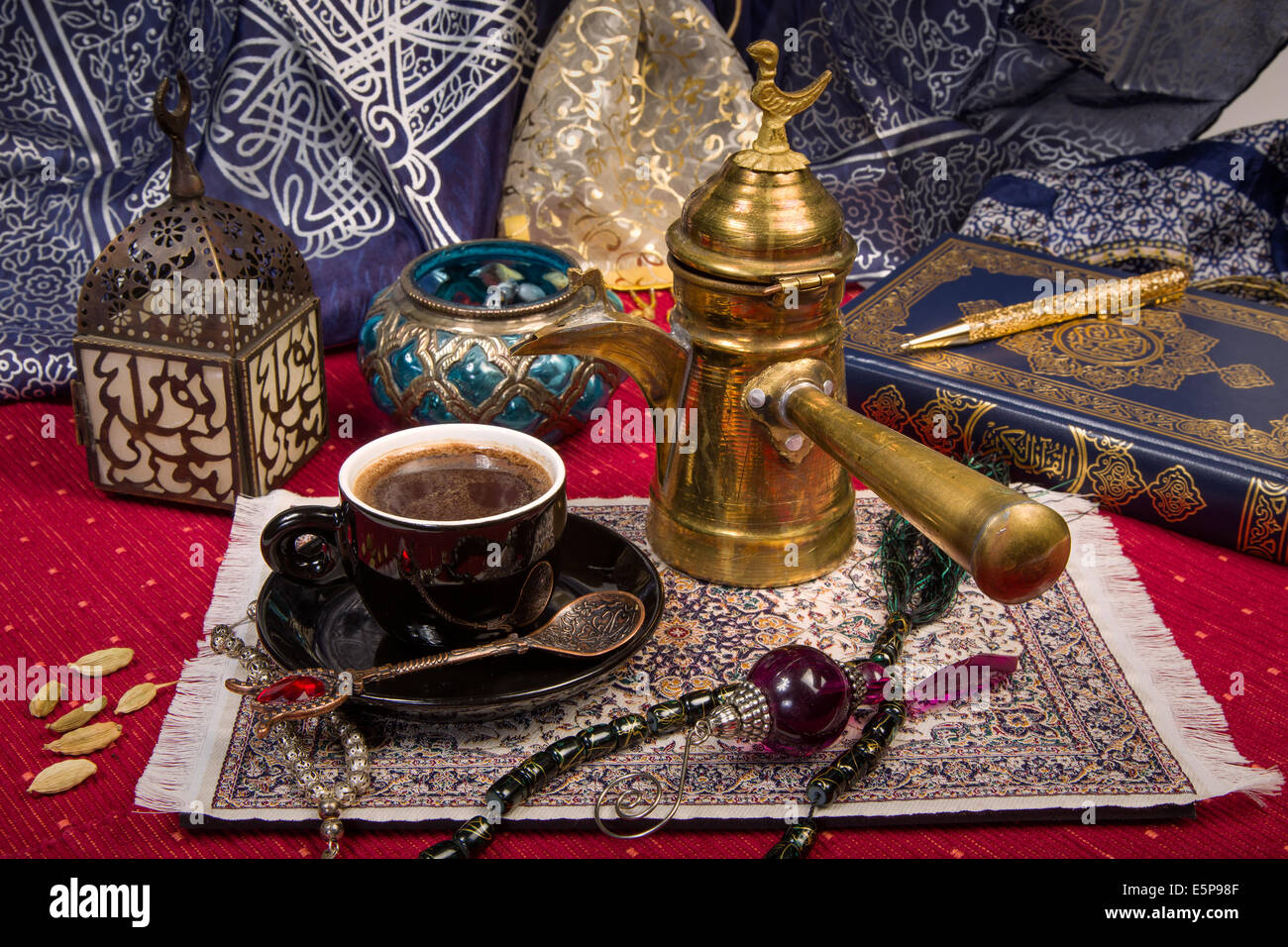 Traditional Arabic coffee served with cardamom seeds Stock Photo Alamy