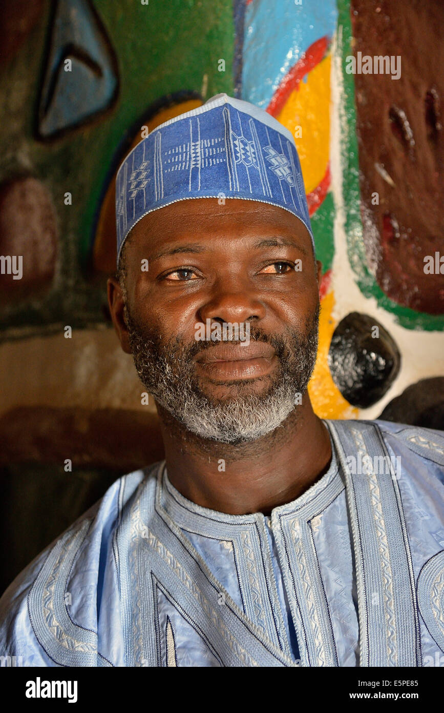 Local man wearing a traditional Muslim dress, Ngaoundéré, Adamawa Region, Cameroon Stock Photo