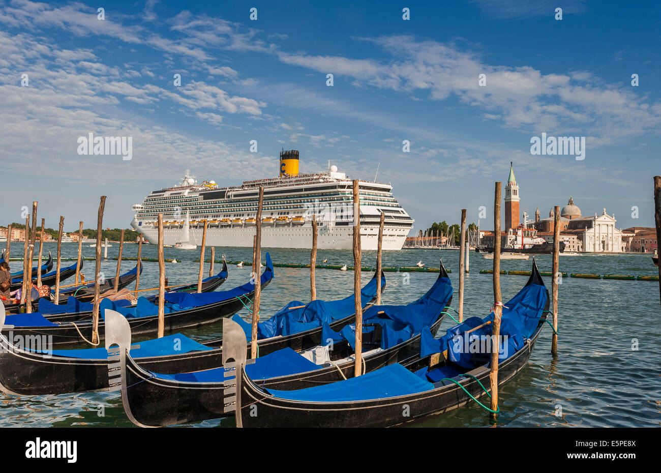 Gondolas, cruise ship at the back, Laguna de Veneto, Venice, Veneto, Italy Stock Photo
