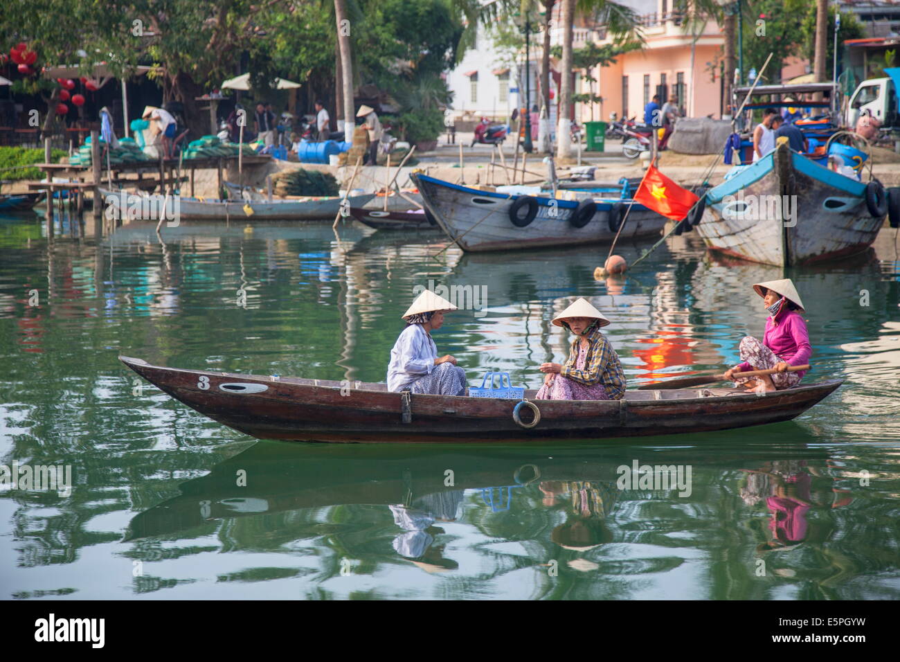 Women in rowing boat, Hoi An, UNESCO World Heritage Site, Quang Nam, Vietnam, Indochina, Southeast Asia, Asia Stock Photo