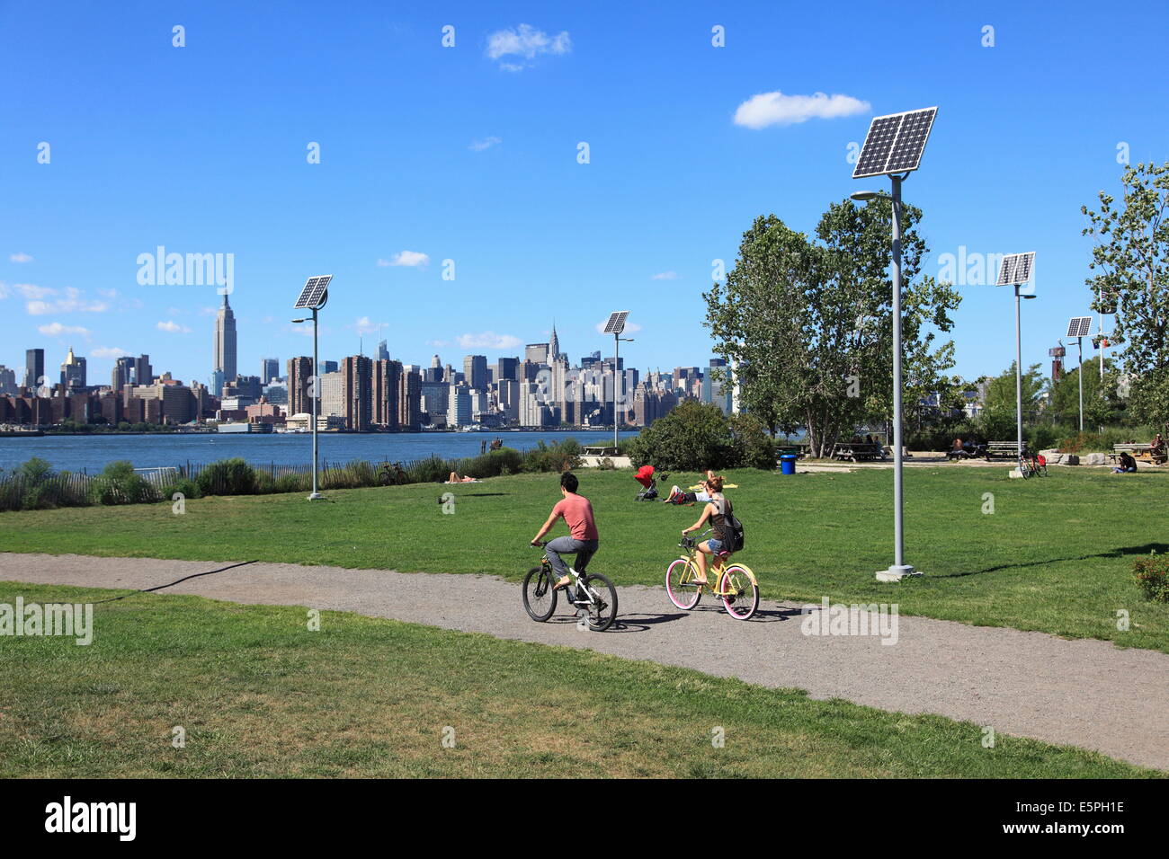 East River State Park with view of Manhattan skyline, Williamsburg