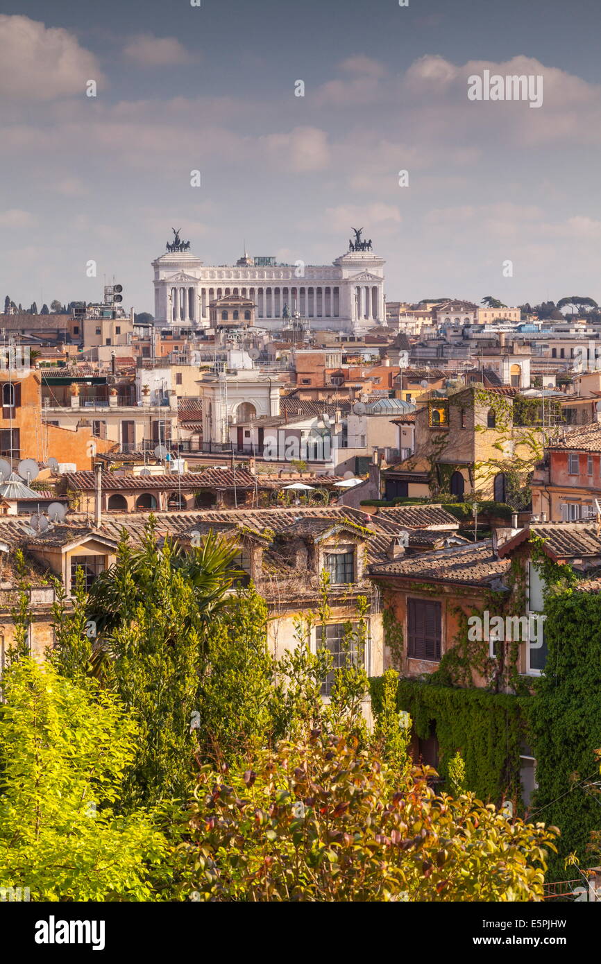 The rooftops of Rome with Il Vittoriano, Vittorio Emanuelein the background, Rome, Lazio, Italy Stock Photo