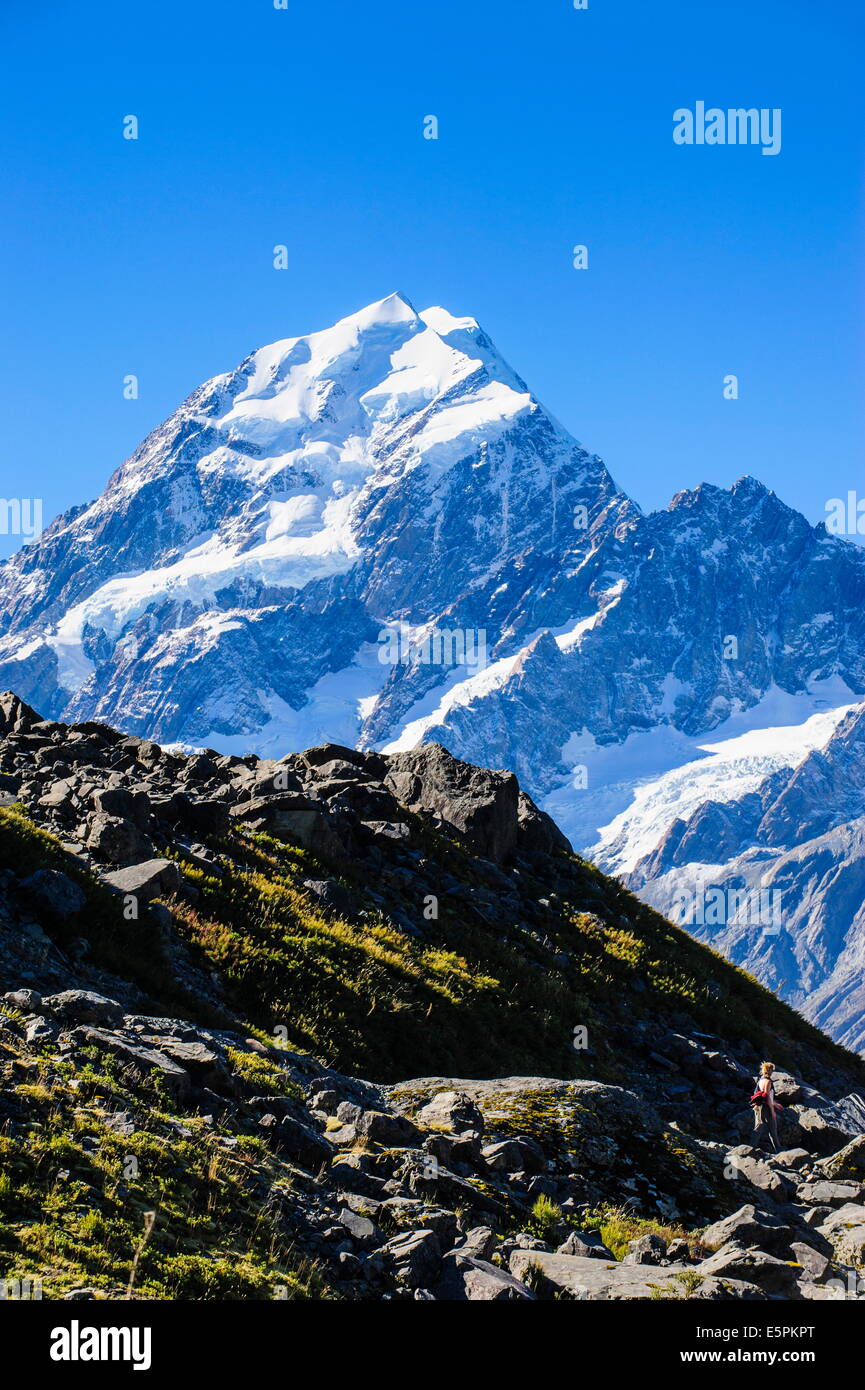 Mount Cook, the highest mountain in New Zealand, UNESCO World Heritage Site, South Island, New Zealand, Pacific Stock Photo