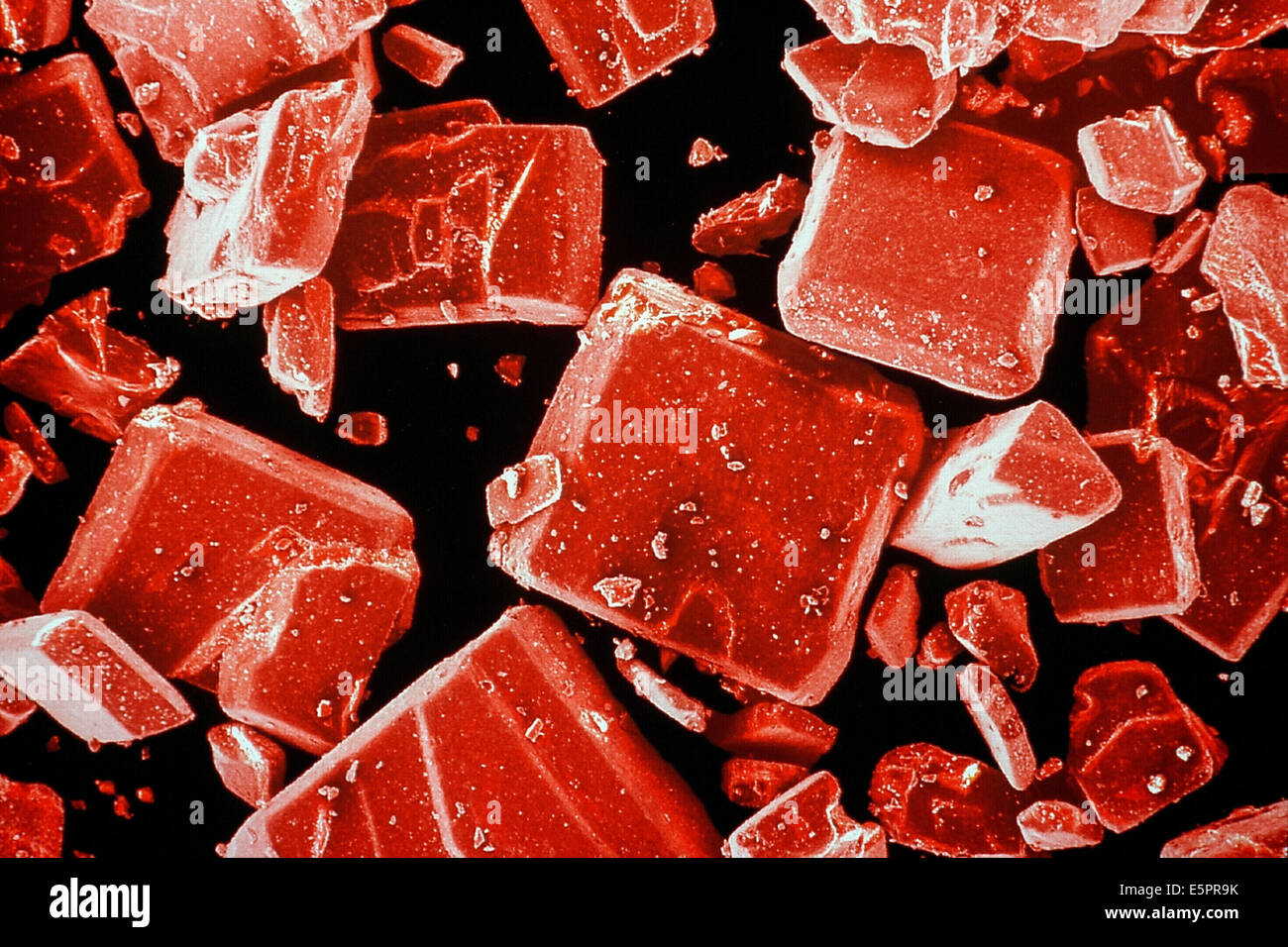 SEM (Scanning Electron Microscope) of cristals of vitamin C (ascorbic