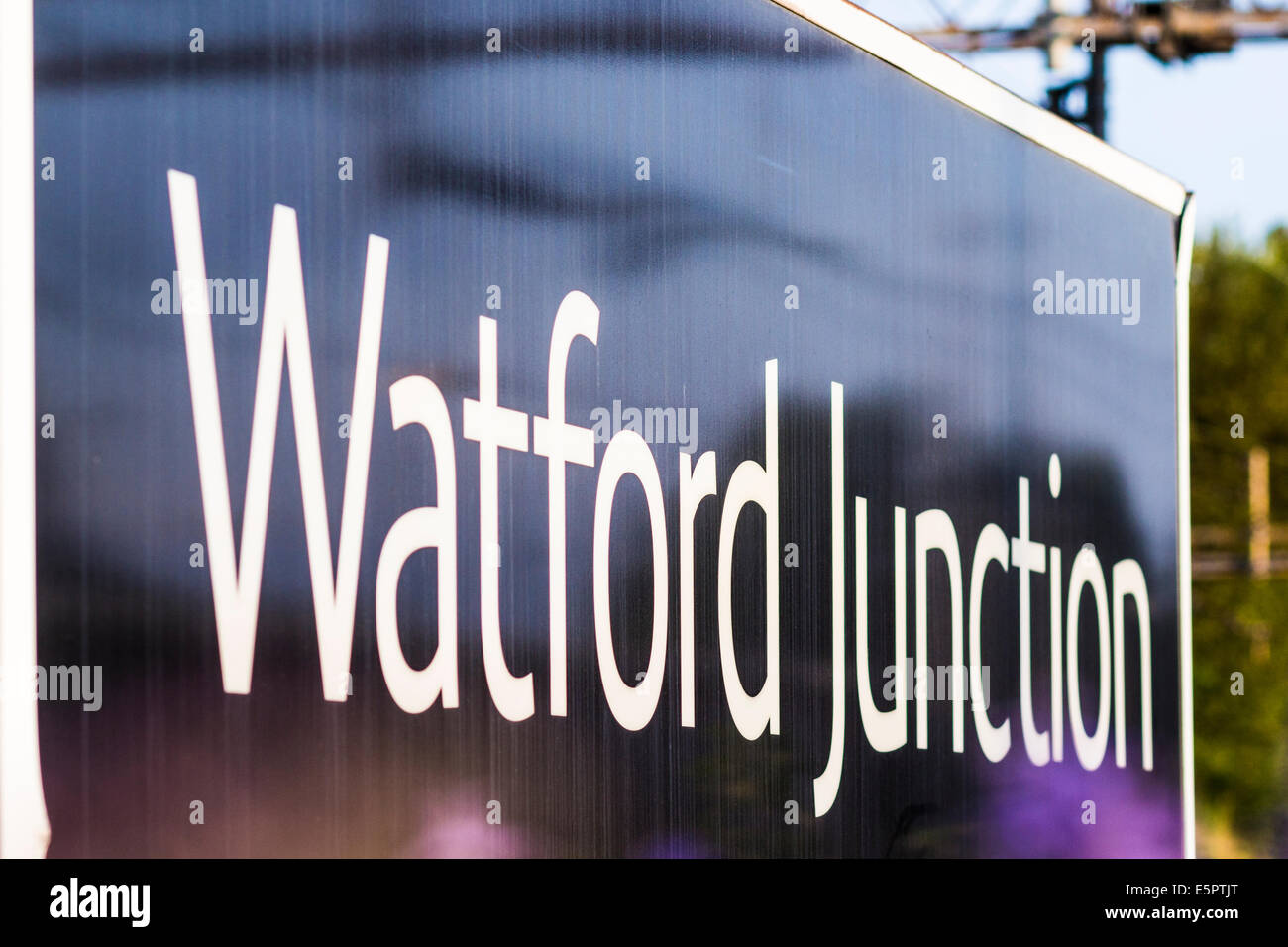 Watford Junction station platform sign Stock Photo Alamy