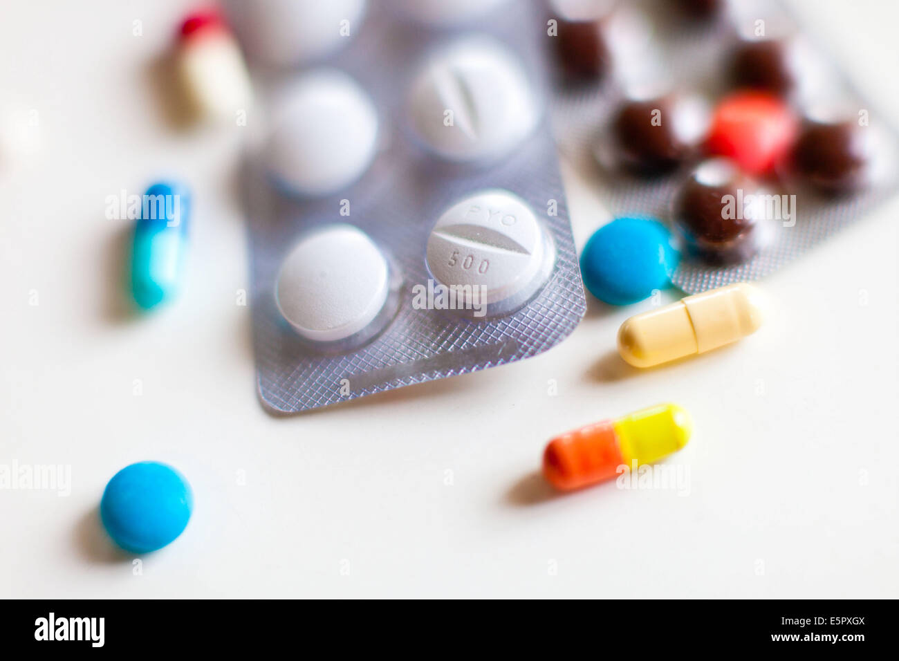 Scored tablets hires stock photography and images Alamy