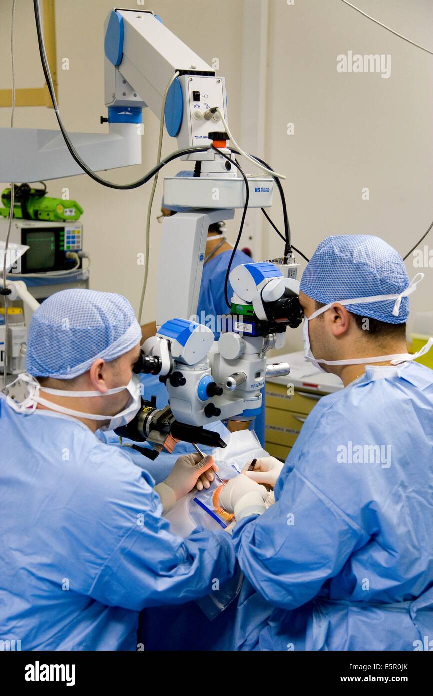 Eye surgery cataract hires stock photography and images Alamy