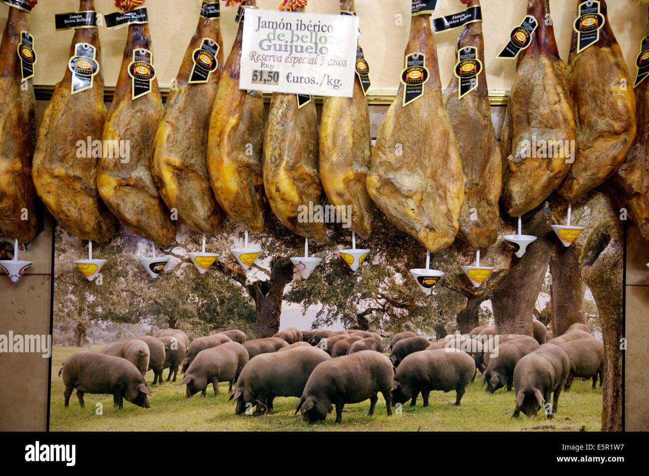 Spanish hams from Pata negra pigs Stock Photo - Alamy