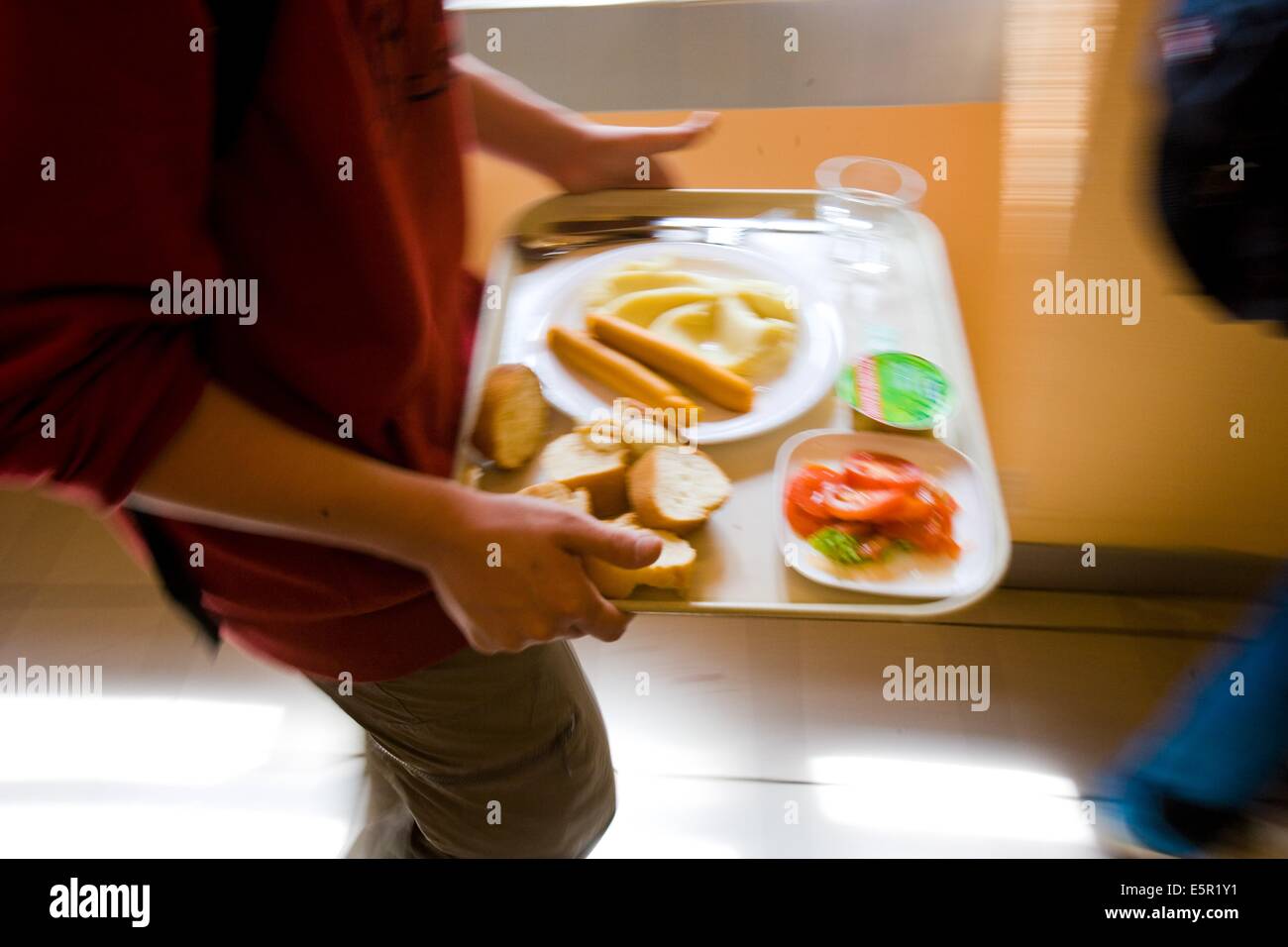 Canteen Food High Resolution Stock Photography and Images Alamy