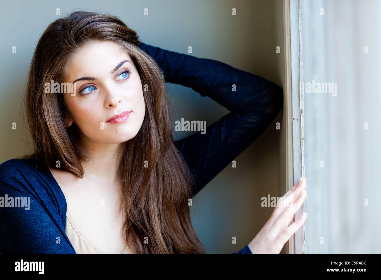 30 40 year old sad woman hi-res stock photography and images - Alamy
