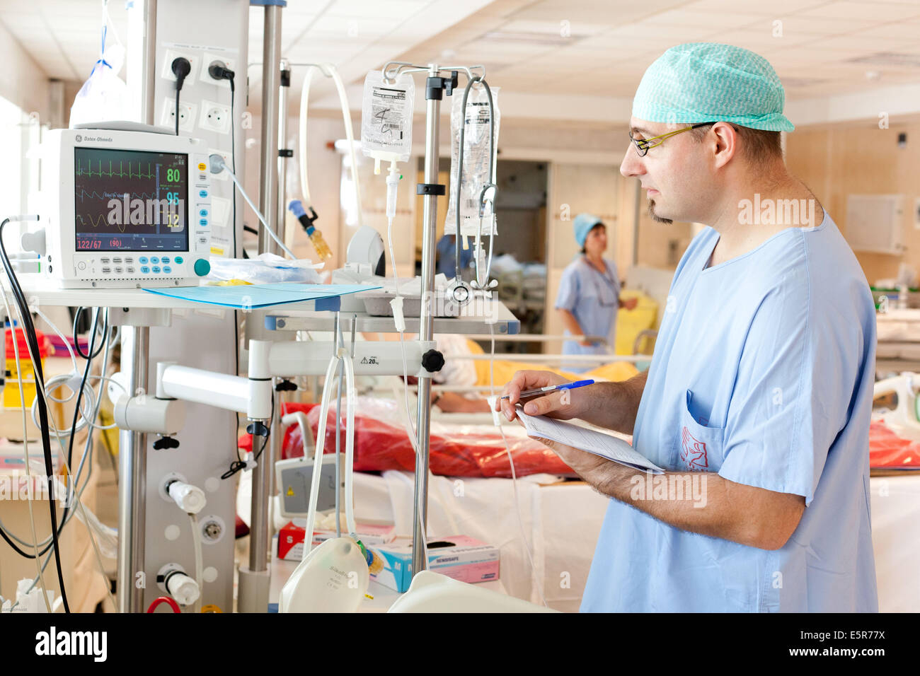 Auxiliary nurse, Recovery room, Bordeaux hospital, France. Stock Photo