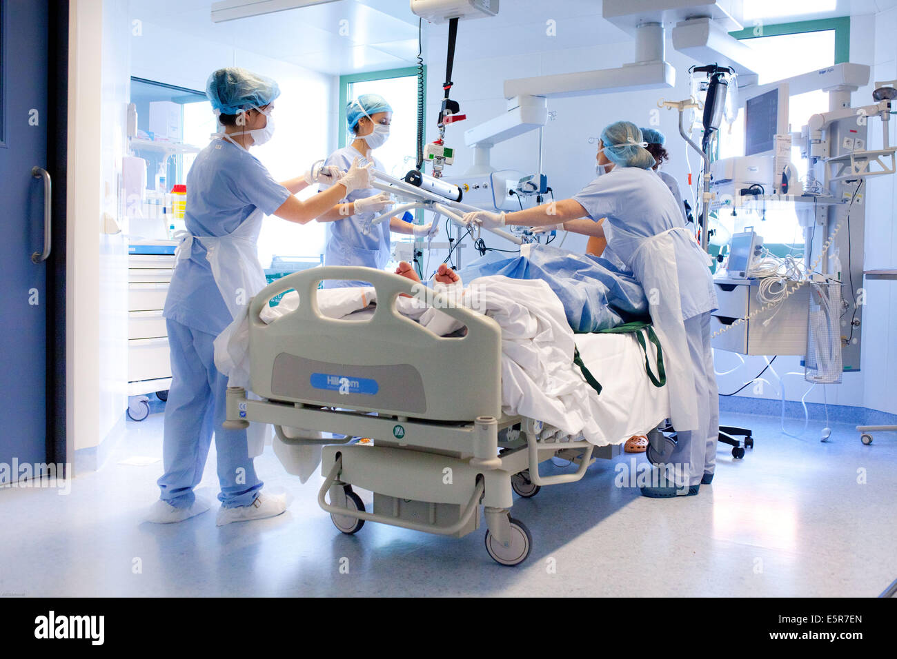 Support for a burn patient at the Emergency departement, Bordeaux