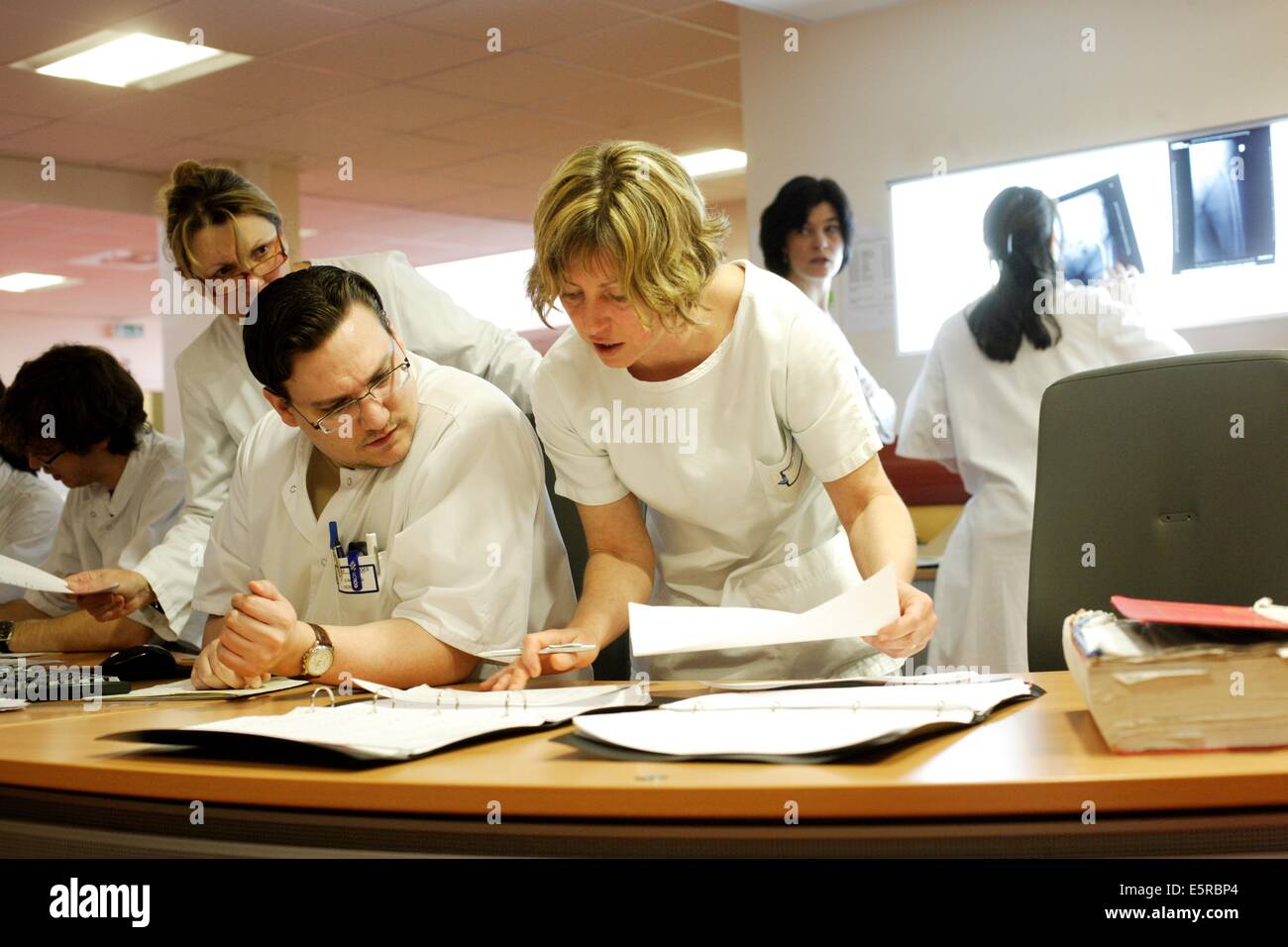 Doctors and intern doctors, Emergency department, Limoges hospital, France. Stock Photo