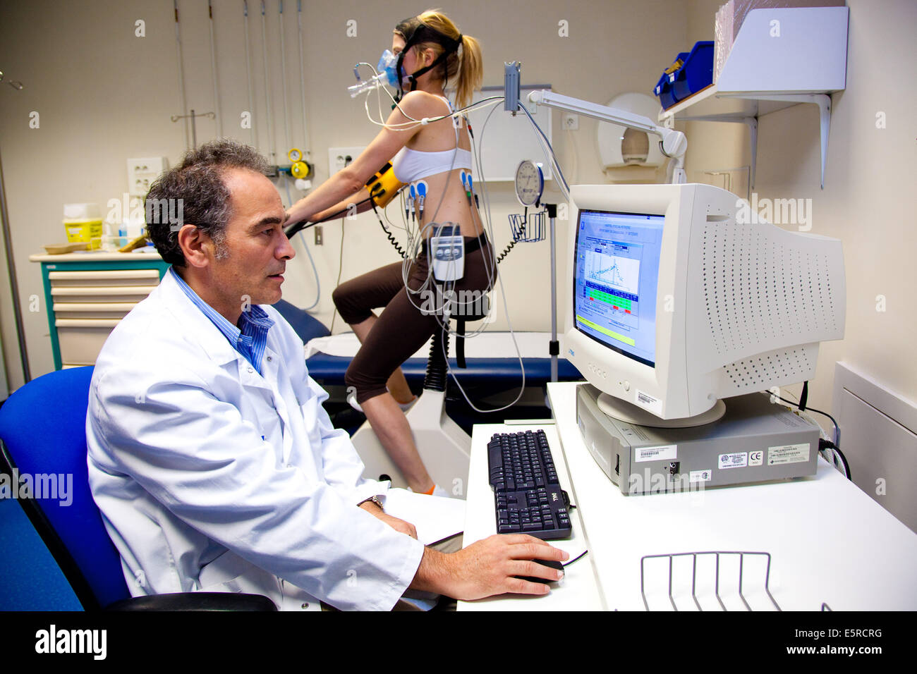 woman-undergoing-a-stress-test-and-a-lung-function-test-department-of
