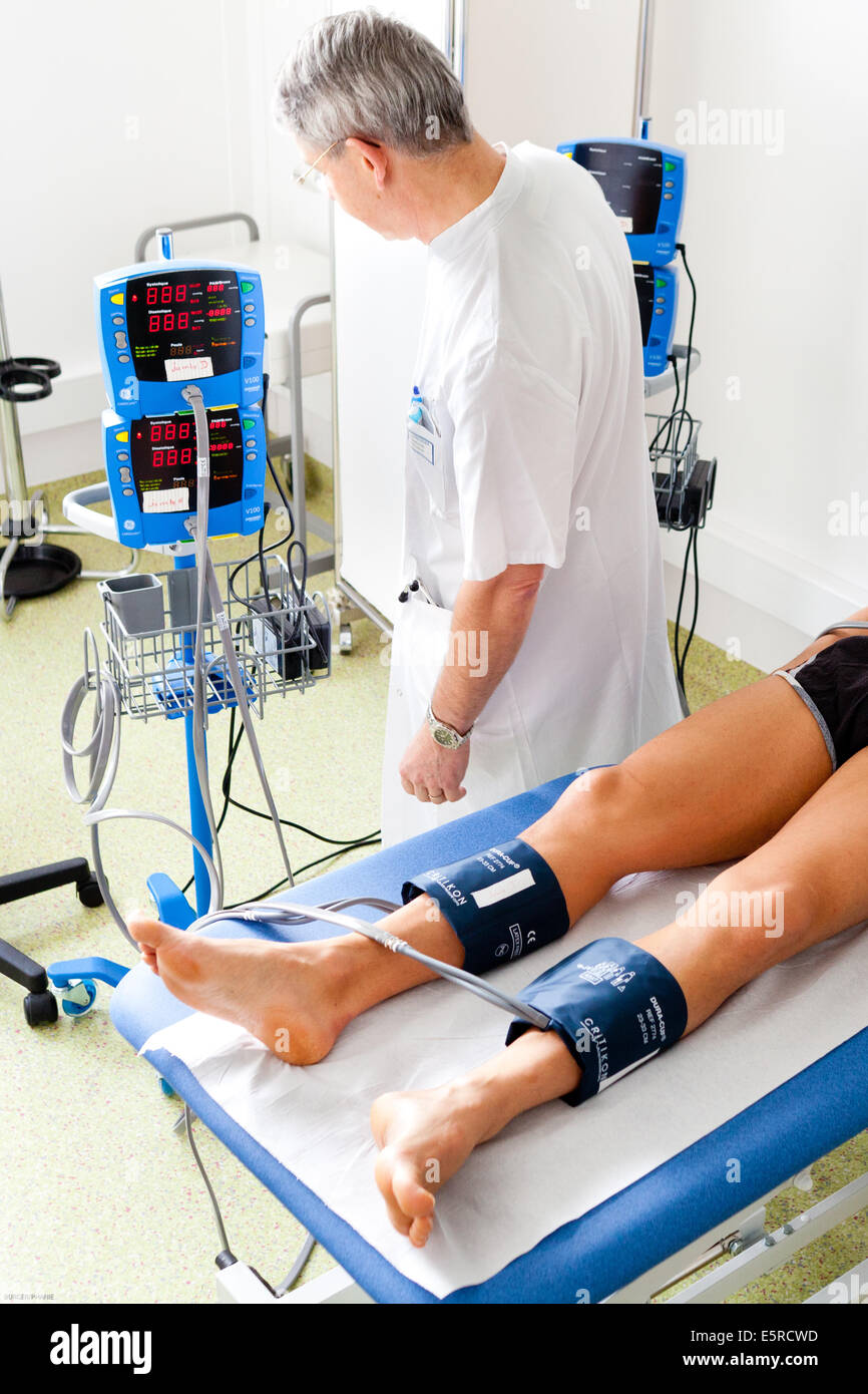 Index measurement of systemic blood pressure, Limoges hospital, France. Stock Photo