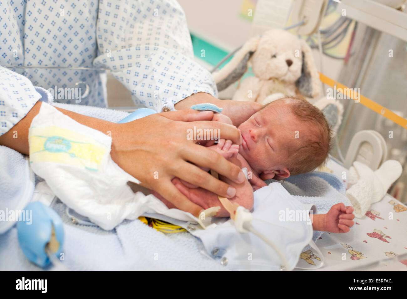 Fetal Position High Resolution Stock Photography And Images Alamy Fetal Position High Resolution Stock Photography And Images Alamy