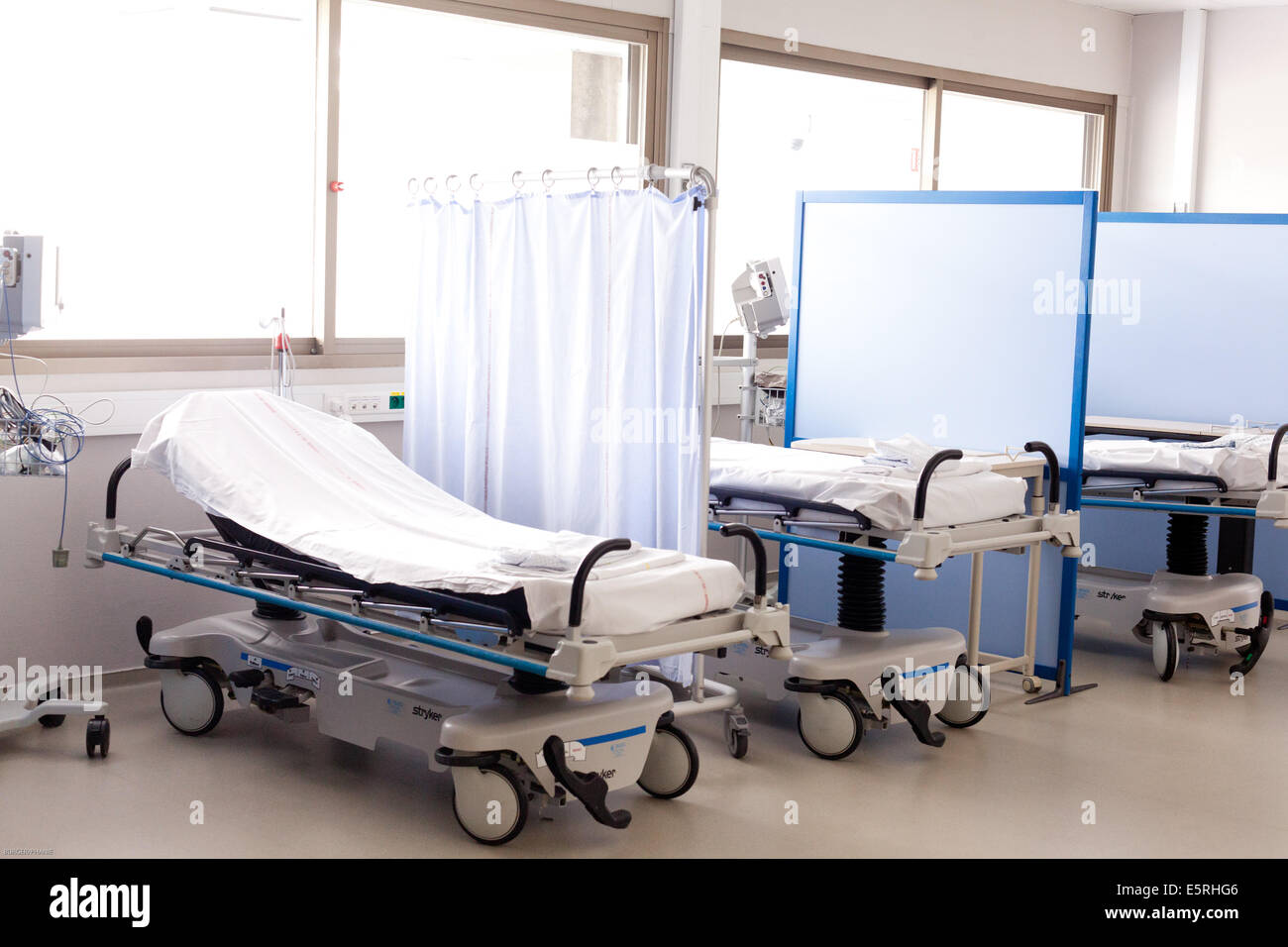 Emergency department of Bordeaux hospital, France Stock Photo Alamy