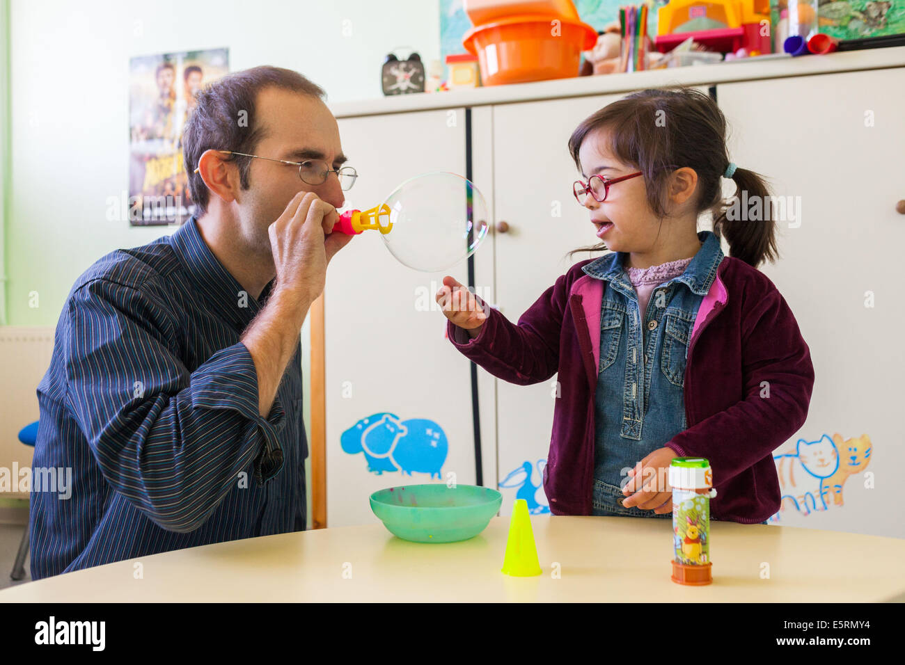 4 Year Old Girl Down S Syndrome During A Session With A Special Stock Photo Alamy 4 Year Old Girl Down S Syndrome During A Session With A Special Stock Photo Alamy