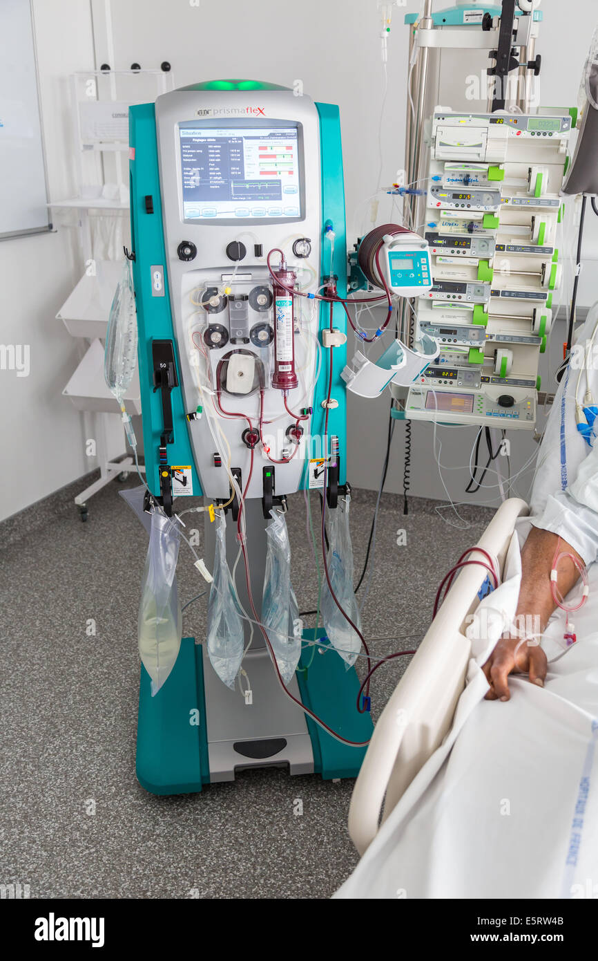 Dialysis equipment, Intensive care department, Lagny MarnelaVallée