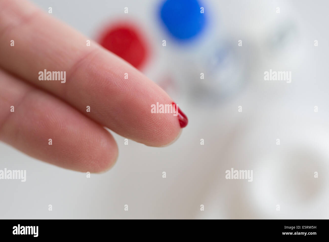 Hiv rapid test hires stock photography and images Alamy