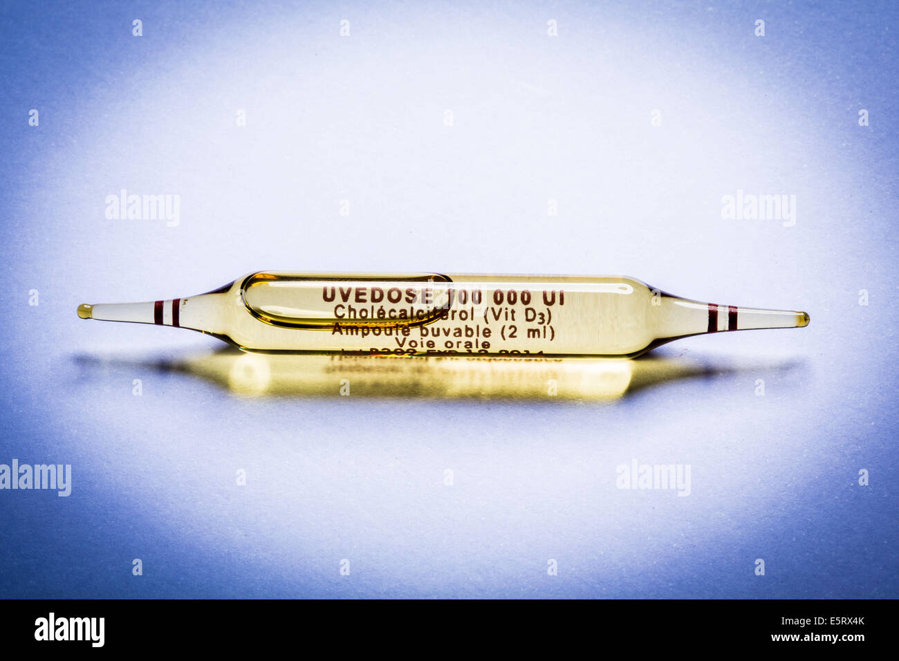 Glass ampoule of vitamin D Stock Photo - Alamy
