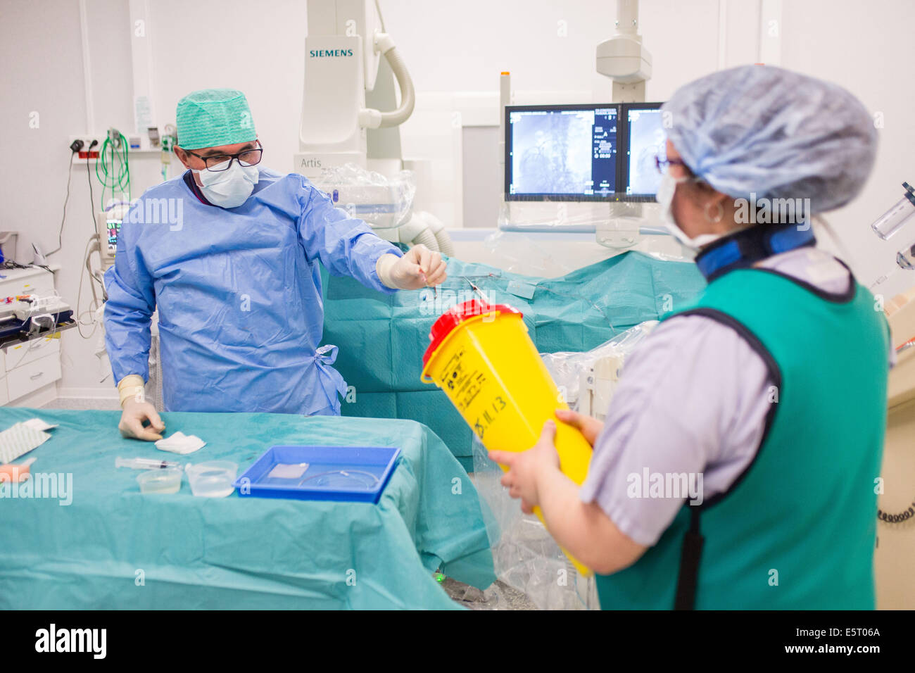 Treatment of renal artery stenosis by embolization, Angoulême hospital, France . Stock Photo