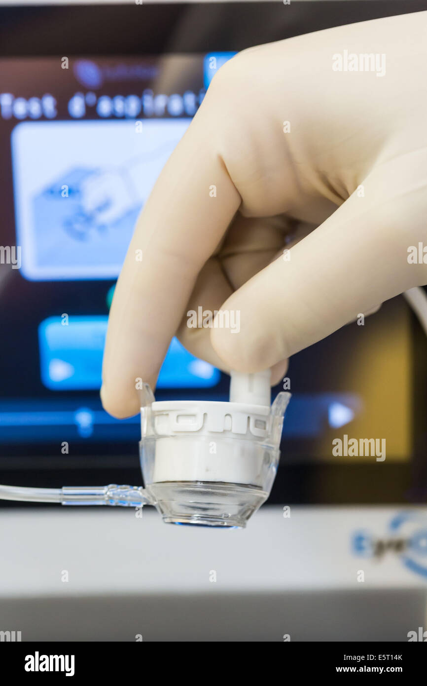 focused ultrasound treatment, SaintJoseph hospital, Paris