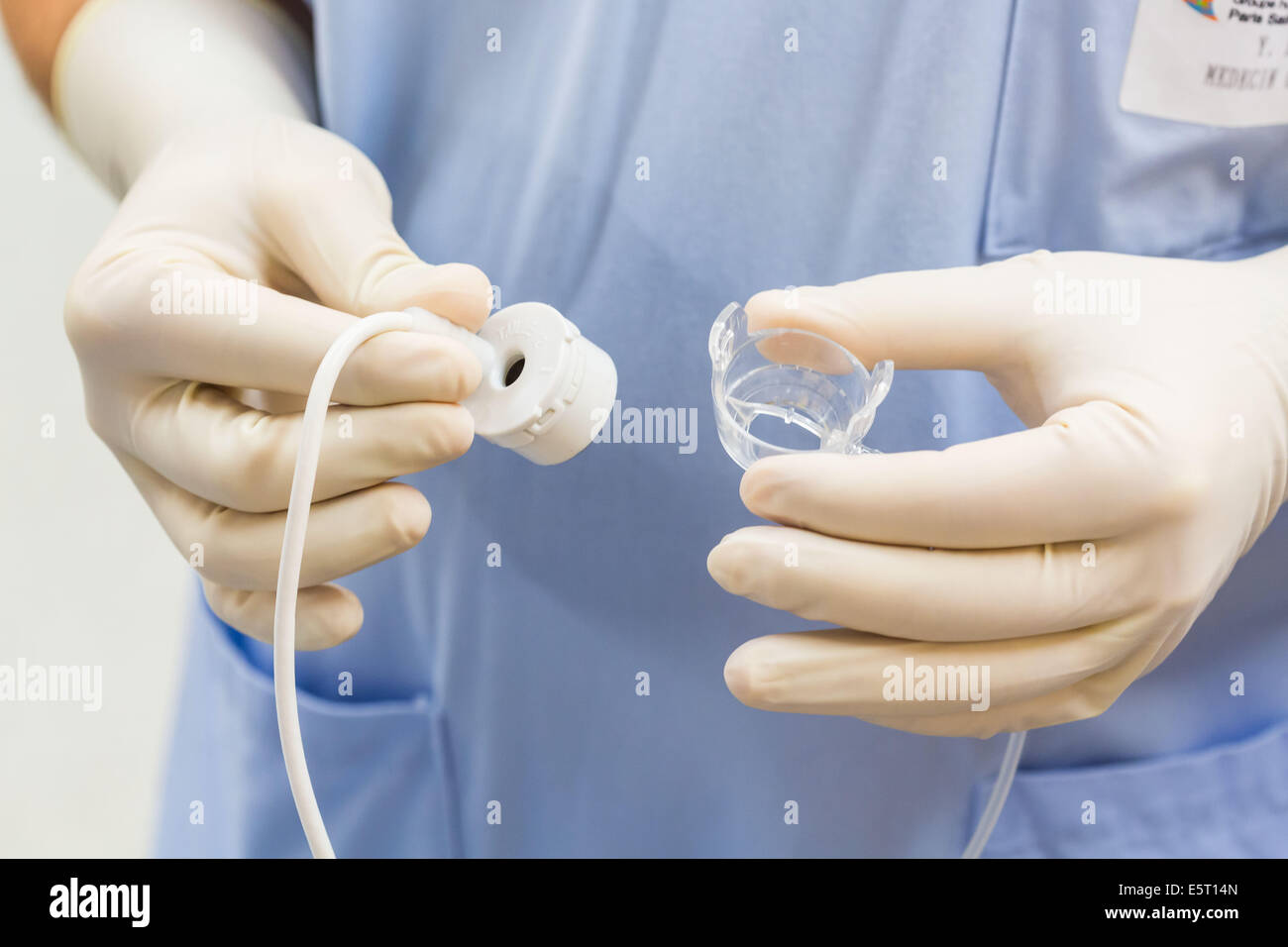 focused ultrasound treatment, SaintJoseph hospital, Paris
