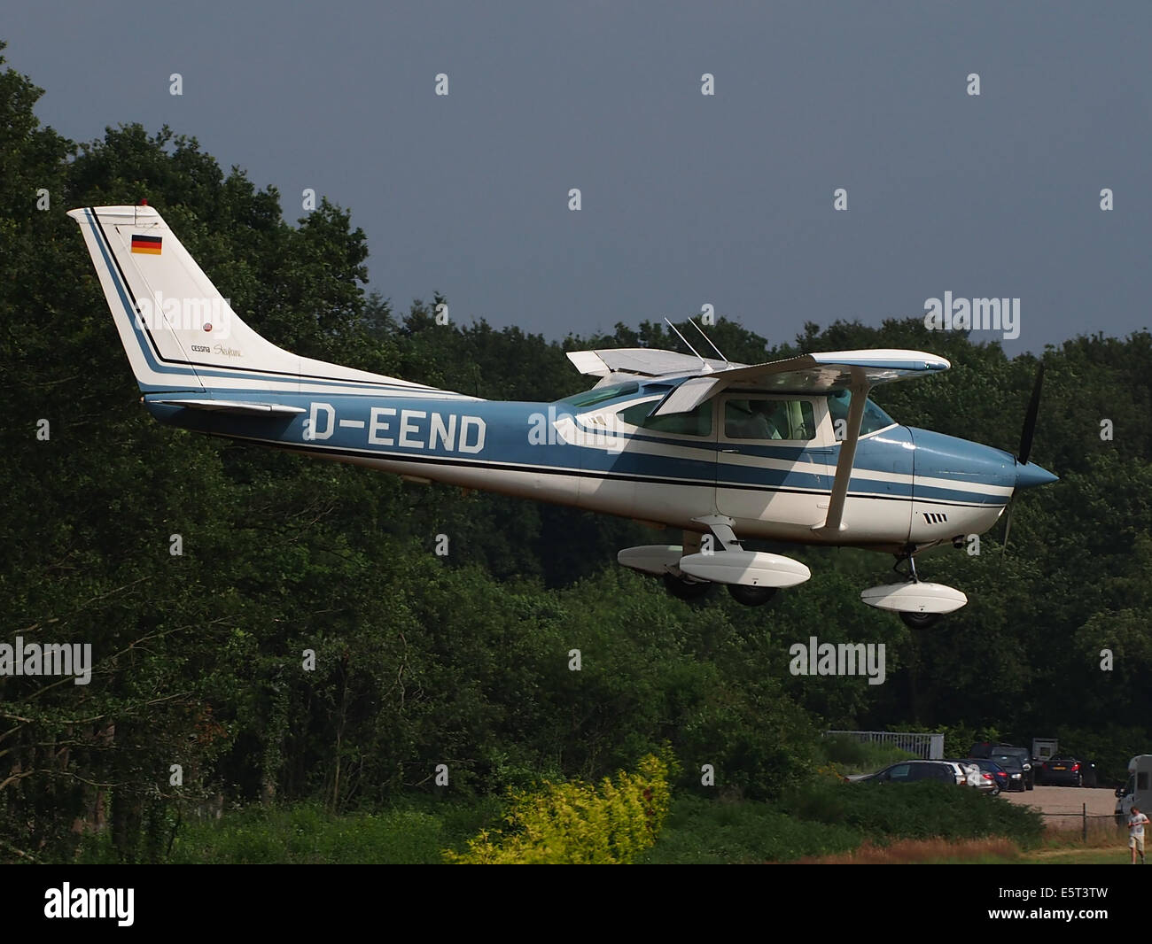D-EEND Cessna 182P taxiing at Hilversum Airport (ICAO EHHV), Stock Photo