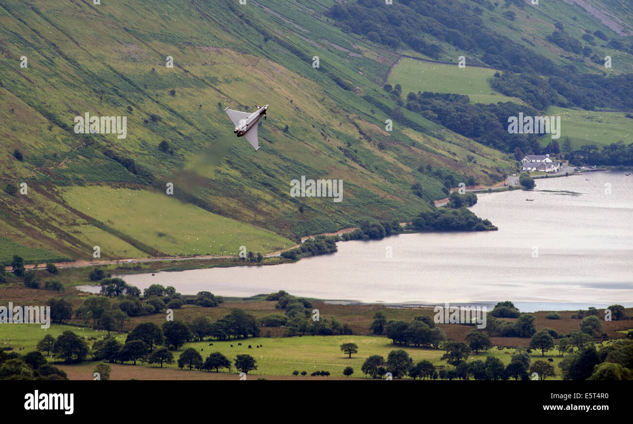 RAF Typhoon (Eurofighter) flying low level in Wales Stock Photo