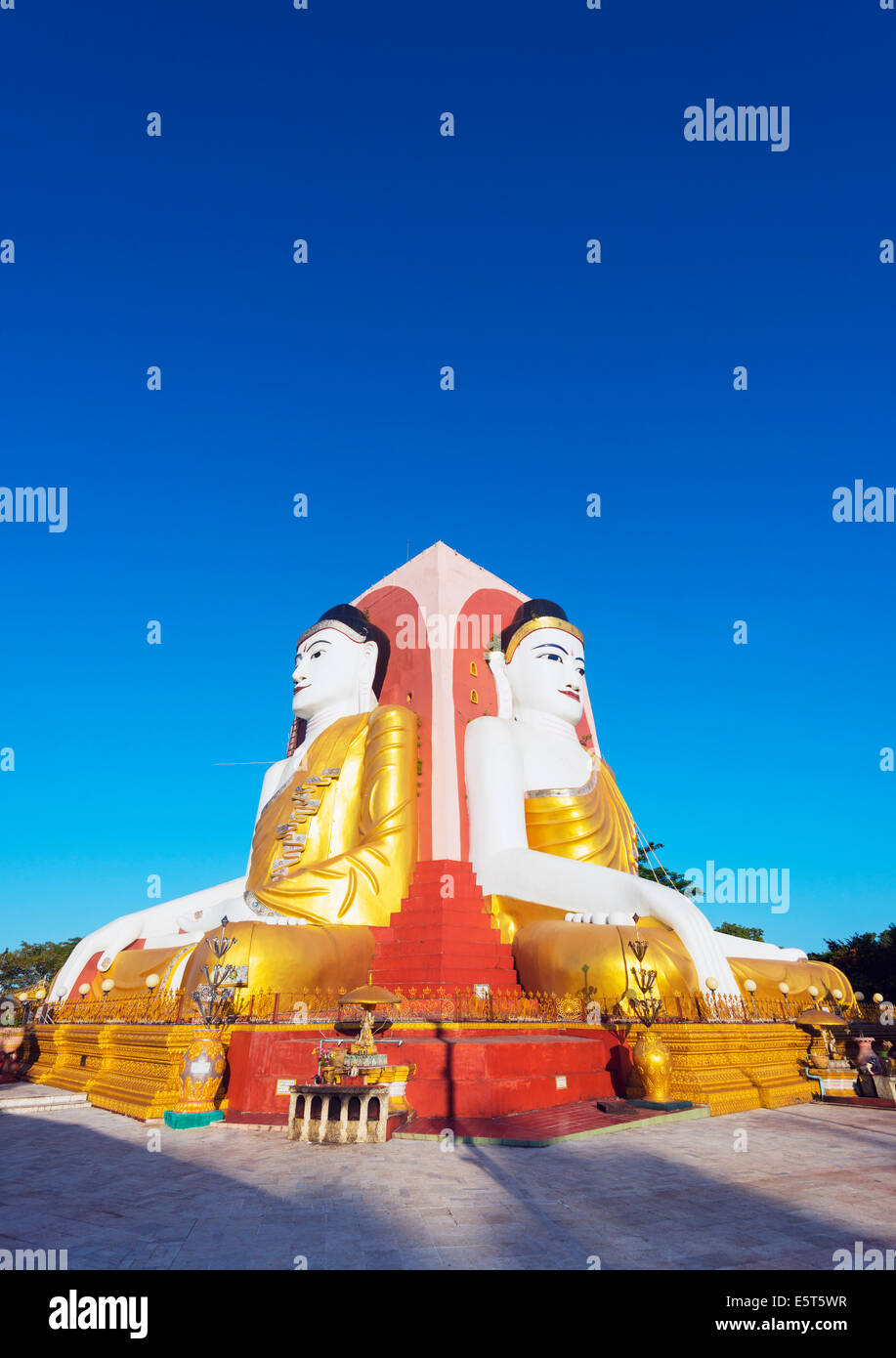 South East Asia, Myanmar, Bago, Four Faces paya, Kyaik Pun Paya, Gautama Buddha, built by King Dhammazedi in 1476 Stock Photo