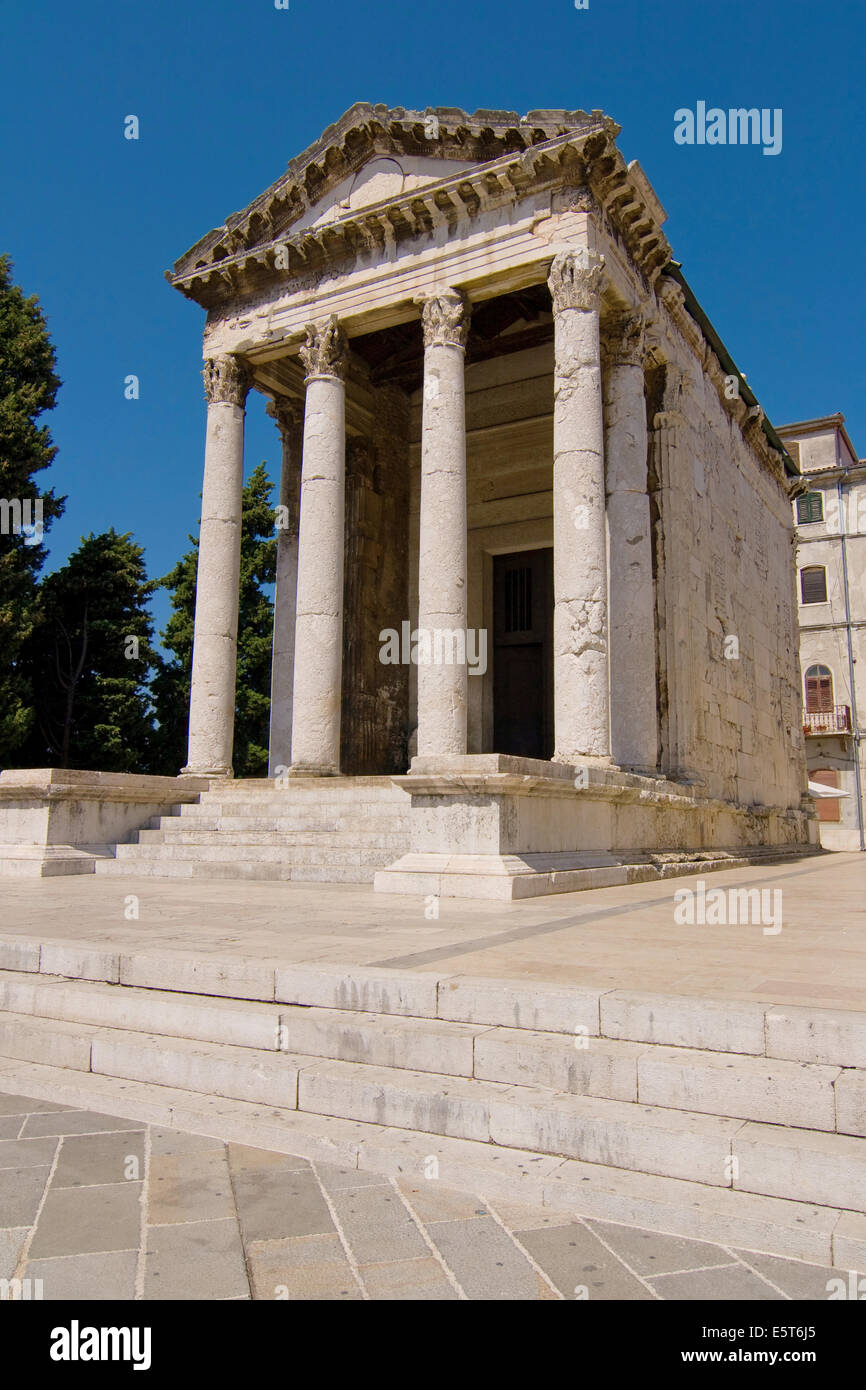 Roman temple of August in Pula, Croatia. Stock Photo