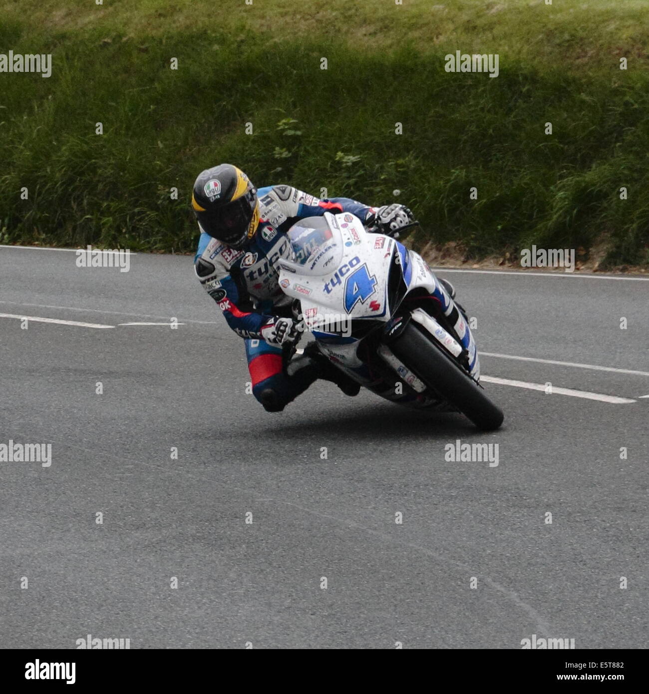 Guy Martin, riding a Supersport Tyco Suzuki, on the mountain course Isle of Man, during the 2014 TT. Stock Photo