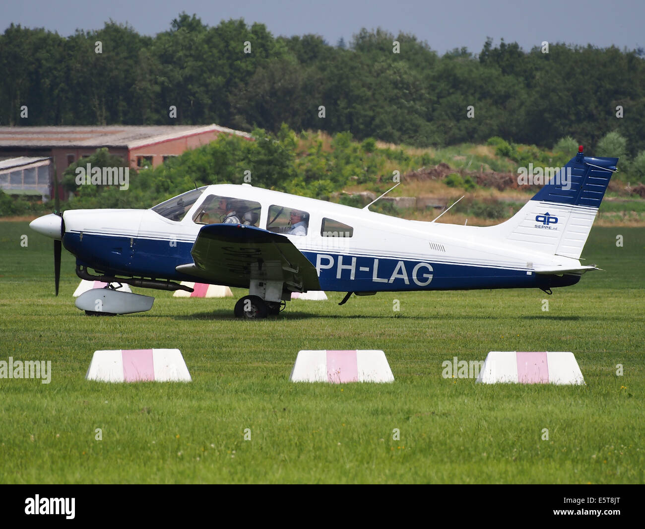 PH-LAG Piper Archer at Hilversum Airport (ICAO EHHV), photo2 Stock Photo