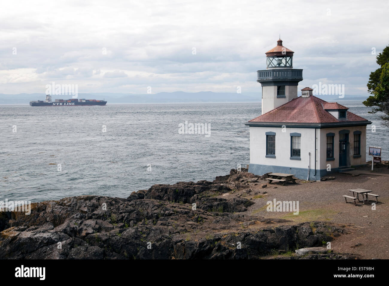 Lime Kiln Lighthouse, San Juan Island, Puget Sound, Washington, USA Stock Photo