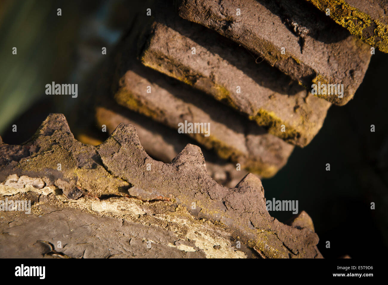 Gear close up grungy hi-res stock photography and images - Alamy