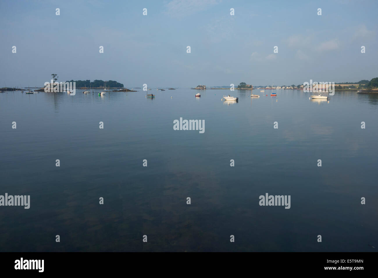 Thimble islands from Stony Creek harbor CT Stock Photo Alamy