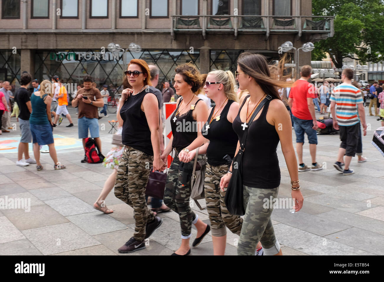 Ladies Dresden De Ladies Dresden De