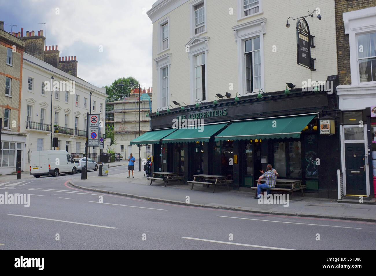 The Carpenters Arms pub in Kings Cross, London Stock Photo Alamy