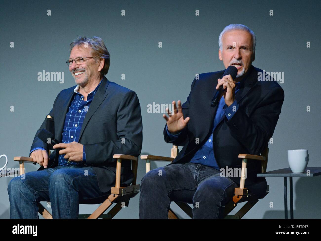 New York, NY, USA. 5th Aug, 2014. John Bruno, James Cameron at in-store appearance for Meet the Filmmakers: DEEPSEA CHALLENGE 3D, The Apple Store Soho, New York, NY August 5, 2014. Credit:  Derek Storm/Everett Collection/Alamy Live News Stock Photo