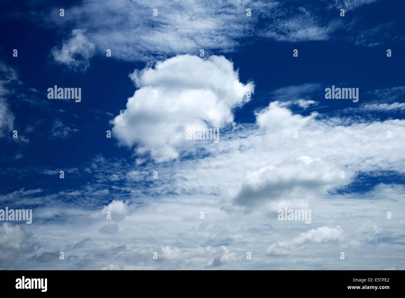 blue sky background with white clouds Stock Photo - Alamy