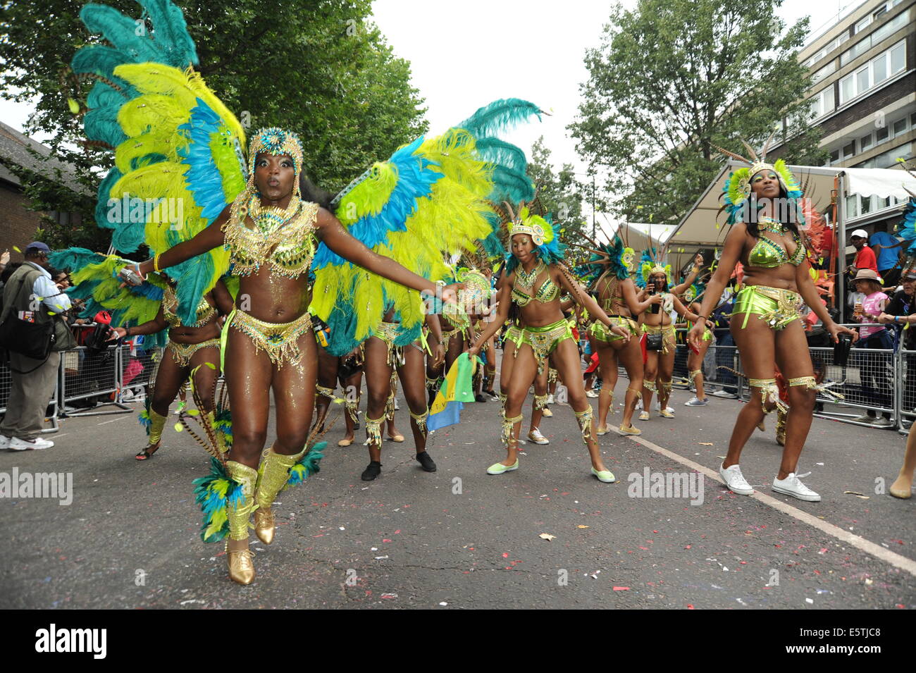 Notting Hill Carnival Participants Wearing Traditional Caribbean notting-hill-carnival-participants-wearing-traditional-caribbean