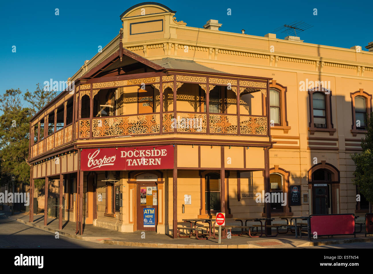 Dockside Tavern Port Adelaide South Australia Stock Photo Alamy