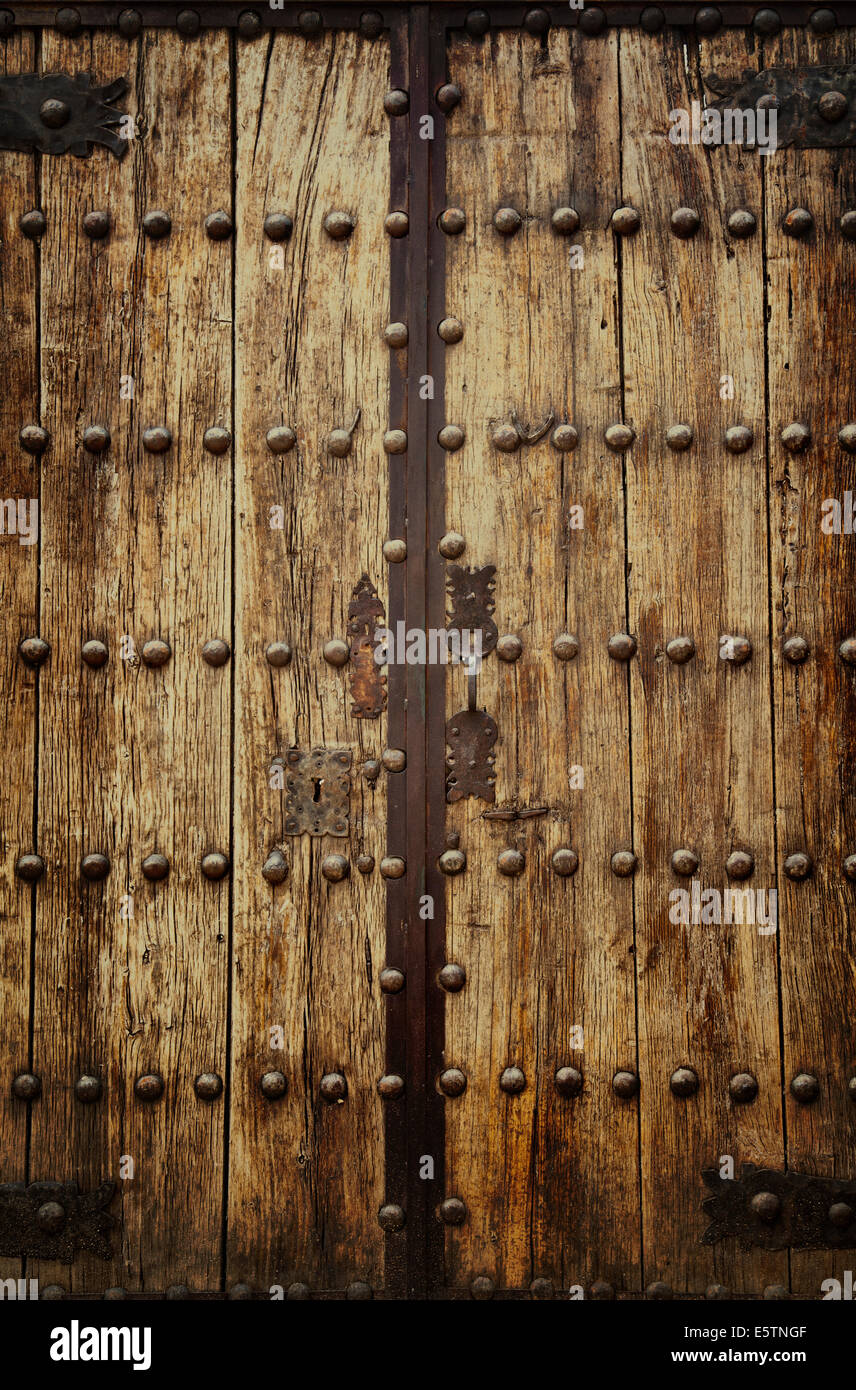 Heavy Medieval Door Stock Photo Alamy