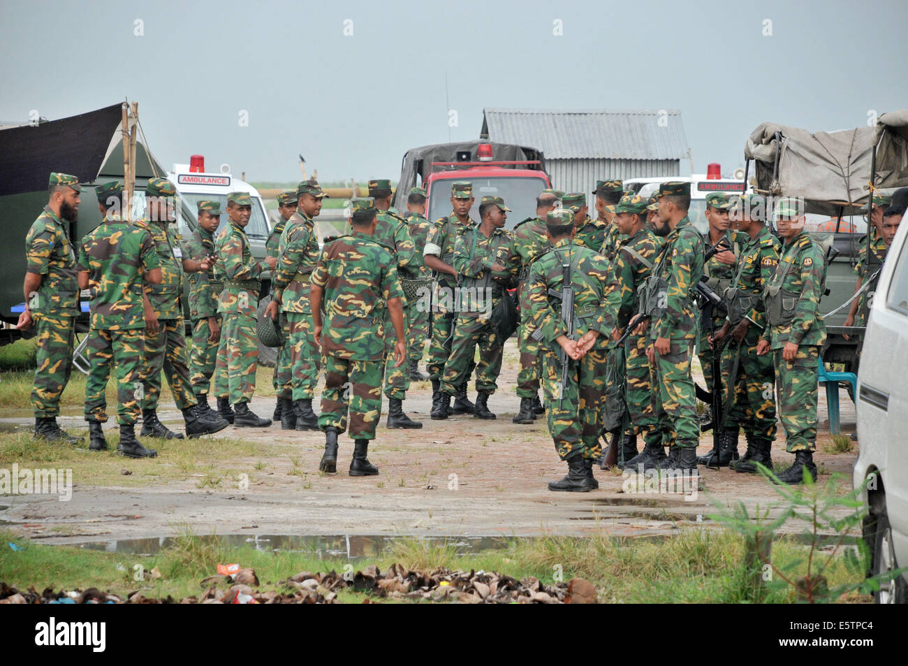 Bangladesh army hires stock photography and images Alamy